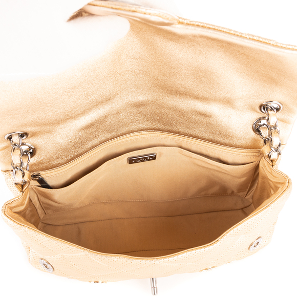 Chanel Ltd. Ed Paris-Dubai Medals Single flap - Picture 9 of 11